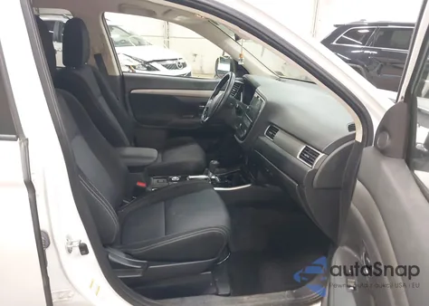 2018 Mitsubishi Outlander Se из США, поврежденный, VIN JA4AZ3A38JZ010688